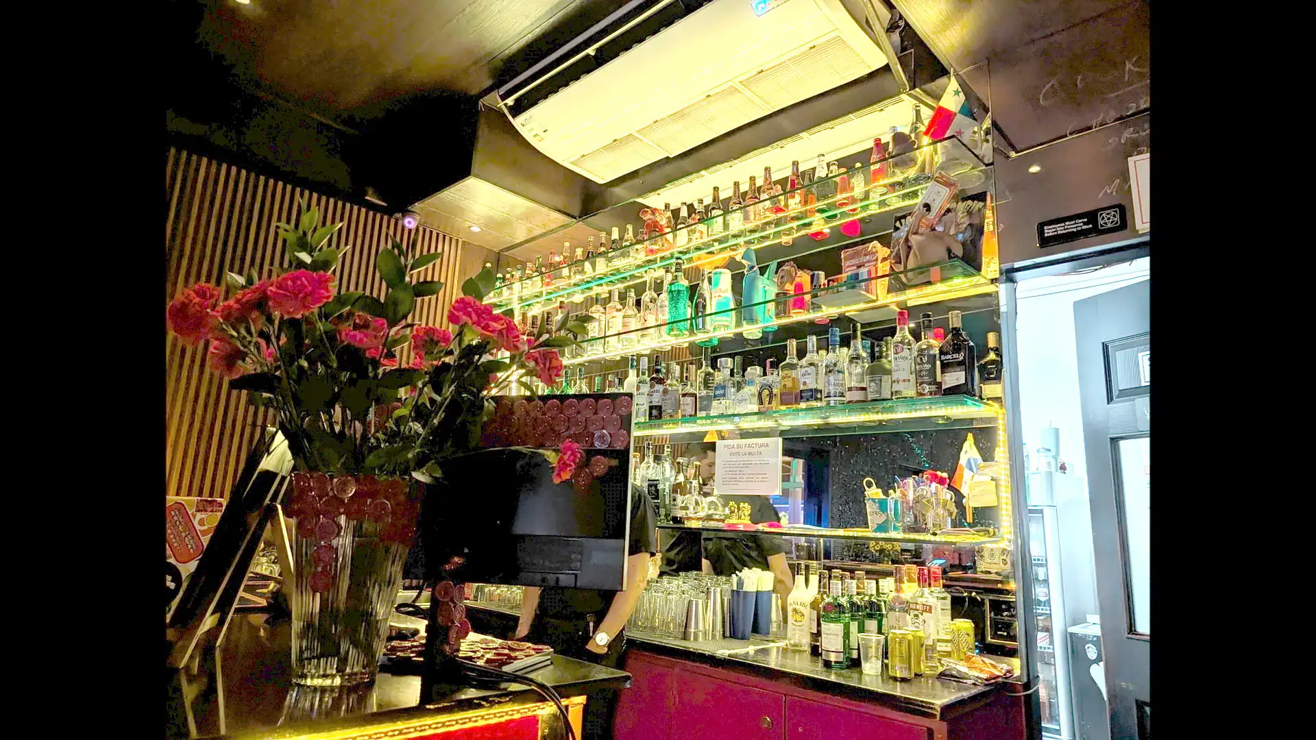 El Apartamento gay bar in Bella Vista, Panama City